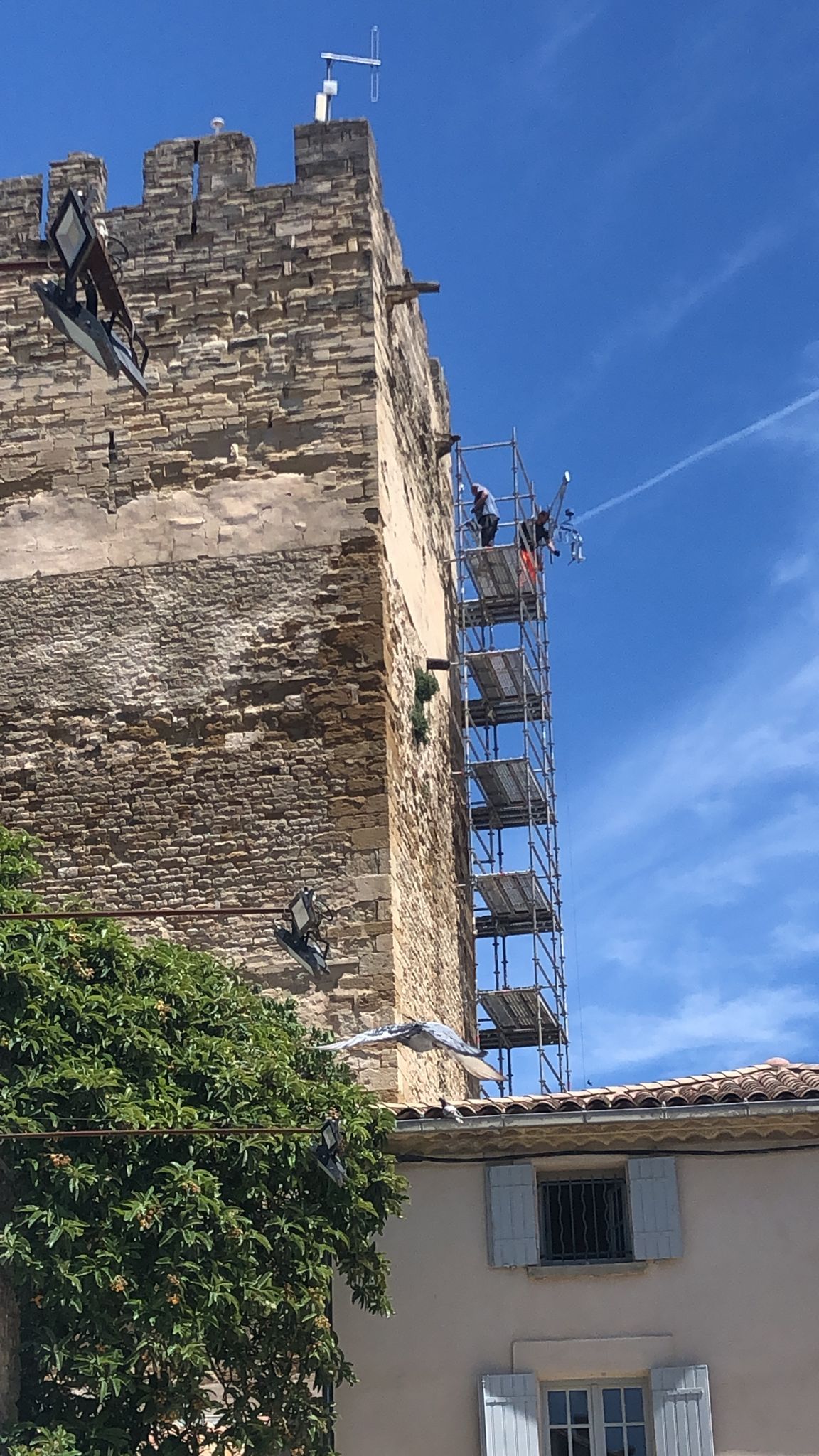 Tour Clémentine en travaux.jpg