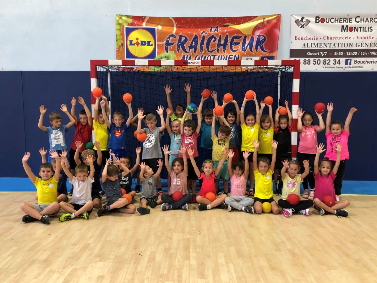 Vie_dasso_Bravo_au_Handball_Club_Monteux_.jpg