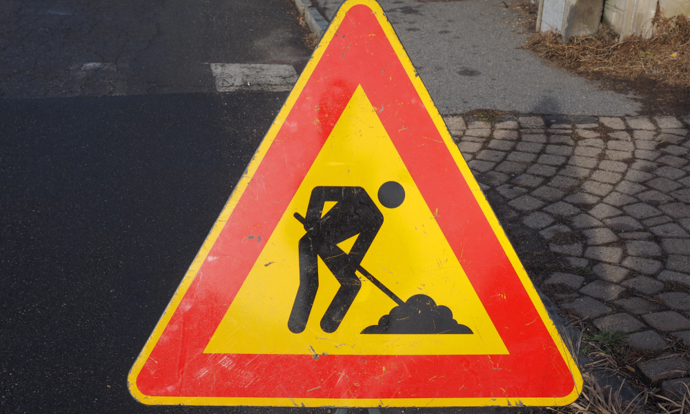 Black Modern Handwritten Motivation Quote Social Media (700 x 420 mm).png